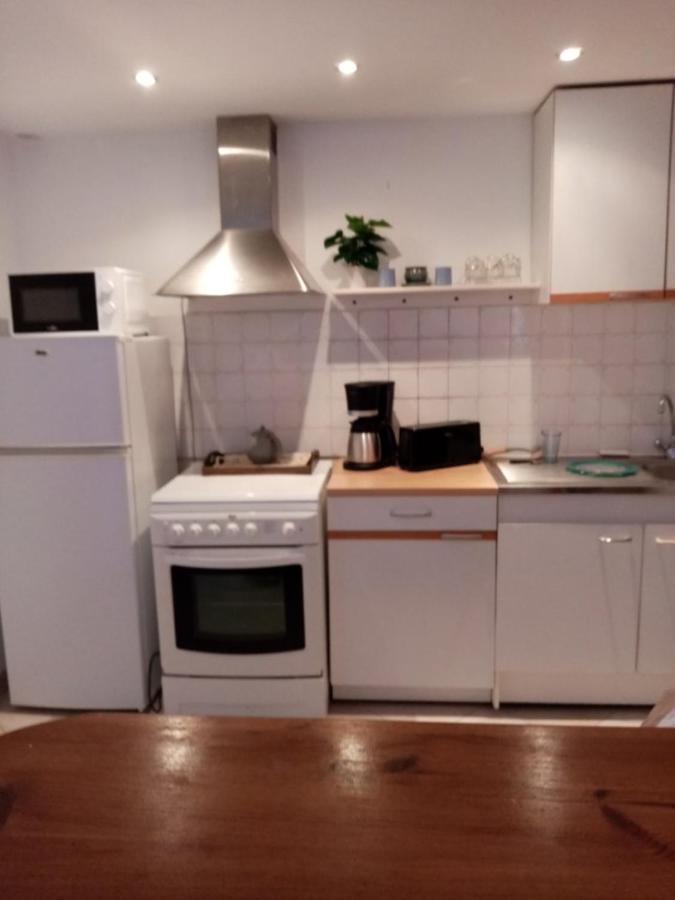 Petite Maison Chaleureuse Irvillac Bagian luar foto